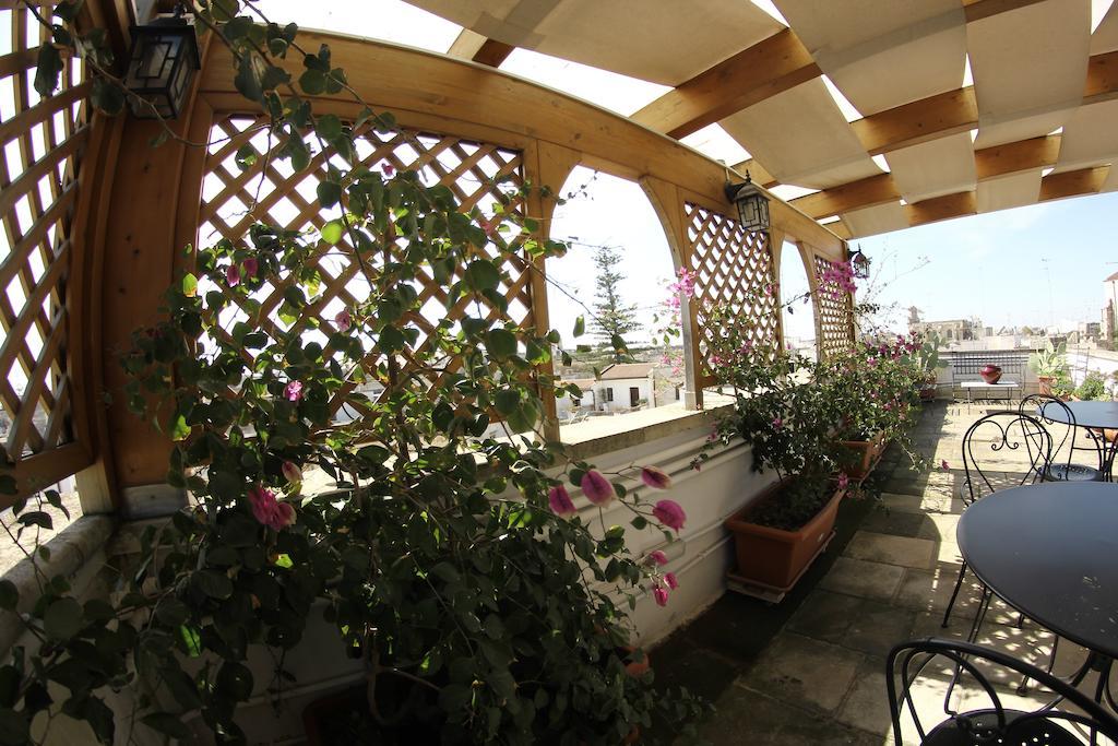 B&B Corte Barocca Lecce Exteriör bild