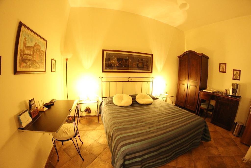 B&B Corte Barocca Lecce Rum bild